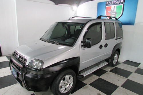 Fiat Doblò 2005 1.8 Adventure 8v Gasolina