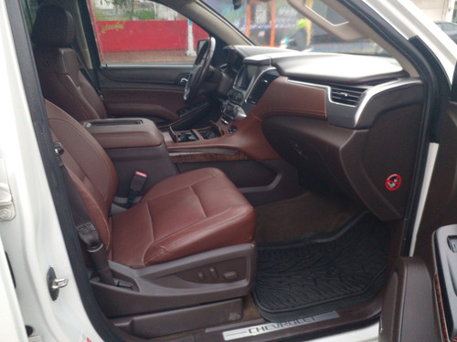 Chevrolet Suburban 5.3 Ltz 4x4 Mt
