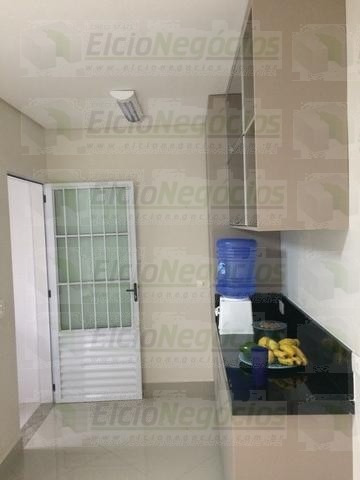 Imagem 5 de 10 de Casa Para Venda, 2 Dormitórios, Jardim Mangalot - São Paulo - 1526
