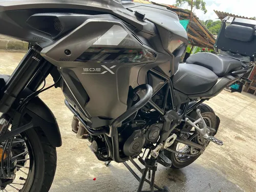 Benelli Trk 502x Modelo 2023 Con 13000 Km