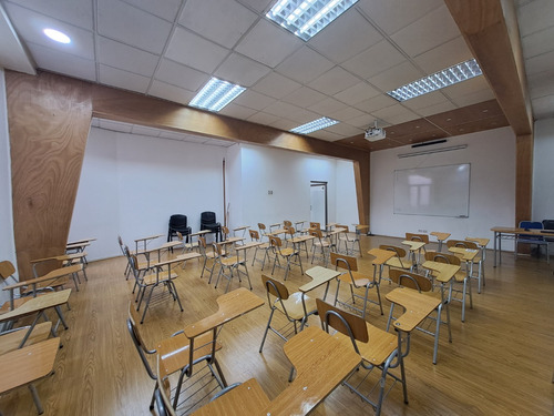 Arriendo Edificio Comercial En Ramón Carnicer Id 52.637-lin