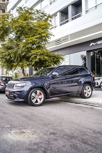 Imagen 2 de 19 de Jeep Grand Cherokee Srt