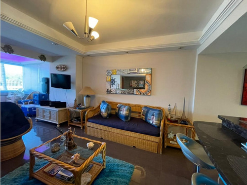 Apartamento En Alquiler Tucacas Falcon Up-7010854