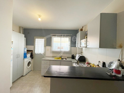 Imagen 5 de 12 de Excelente Ubicación En Villa Allende, Duplex 2 Dorm.