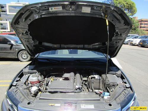 Volkswagen Jetta R Line Tp 1400