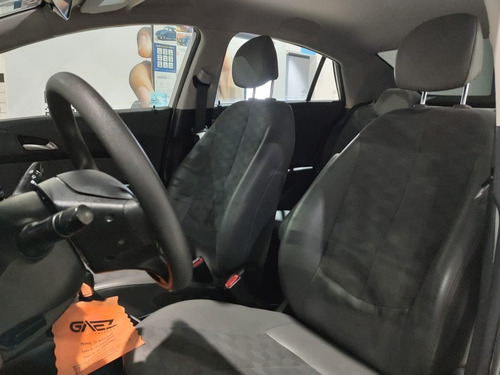 Imagem 11 de 20 de Hyundai Hb20s 1.6 Comfort Plus 16v 2018