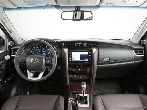 Imagem 6 de 7 de Toyota Hilux Sw4 2.8 D-4d Turbo Diesel Srx 7l 4x4 Automático