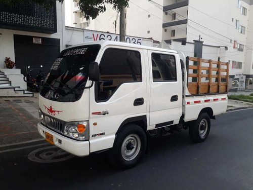 Jac 10-35 Estacas 4x2