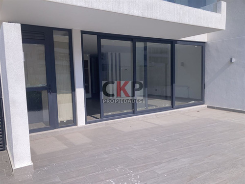 Townhouse En Venta De 4 Dorm. En Las Condes