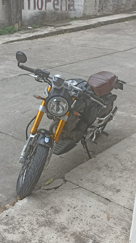 Moto Negra Con Barras Amarillas, Sin Adeudos Y Al 100