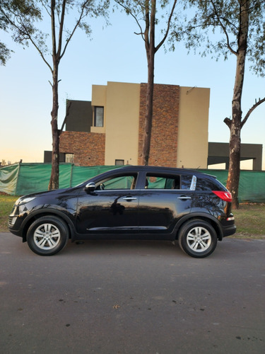 Imagen 2 de 17 de Kia Sportage 2011 2.0 Ex 2wd 163cv At
