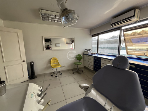 Centro Medico, Metro Salvador Con Estacionamiento