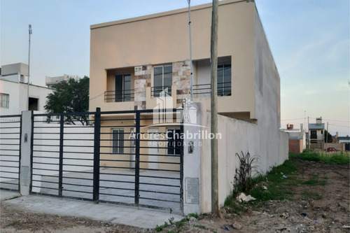 Dúplex En Zona San Carlos
