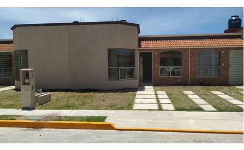 Casa En Venta En Fracc. Cihuatl Iii, Al Sur De La Ciudad De Pachuca, Hidalgo