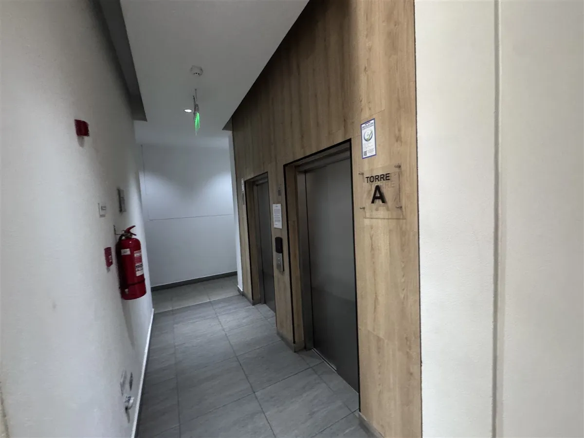 Imagen 4 de 9 de Departamento En Venta De 2 Dorm, Sucre 2455 - Ñuñoa.