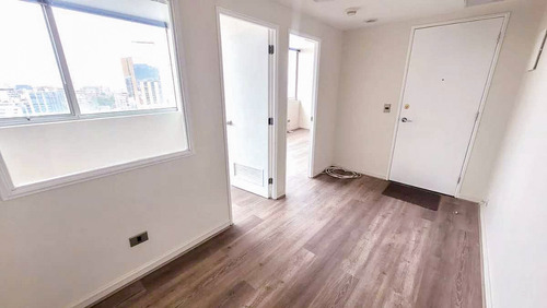 Increíble Oficina A Pasos De Metro Los Leones, 40 M2 Estaci