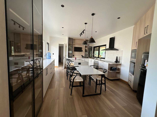 Venta Moderna Casa En Sectro Cato (69892)