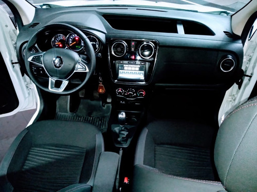 Imagen 10 de 20 de Renault Kangoo 1.6 Emotion 2020 Unico Dueño (eo)