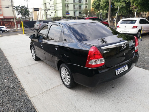 Etios Sedan 1.5 Xls Flex 2013