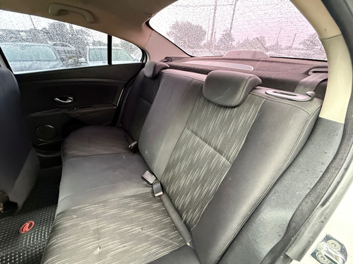 Renault Fluence 1.6 Confort 110cv