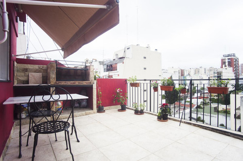 Refugio Urbano: Amplio 3 Ambientes Con Terraza De 20m2 - Almagro