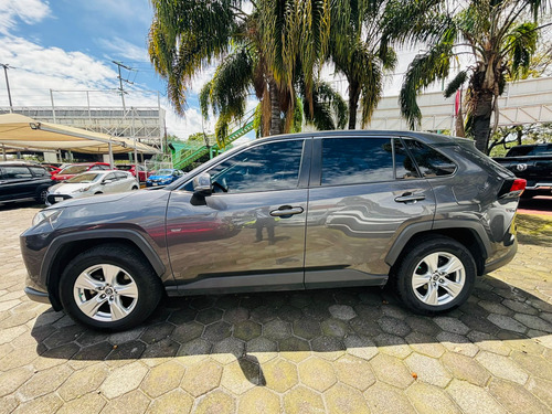 Toyota RAV4 2.5 Le At