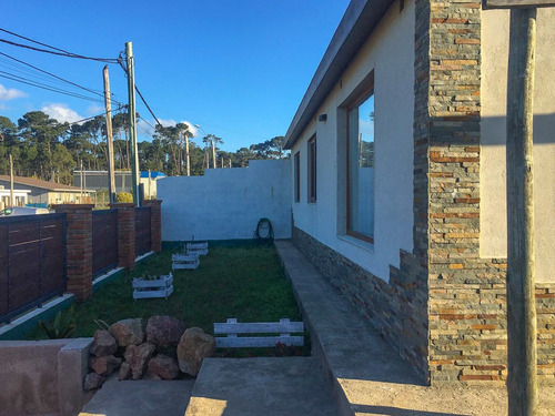 Imagen 16 de 16 de Casa En Venta De 3 Dormitorios C/ Cochera En Maldonado