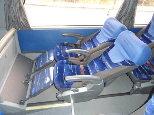 Imagem 9 de 16 de Ônibus Executivo Marcopolo Ld Volvo B420 R 2016 44 Lugares