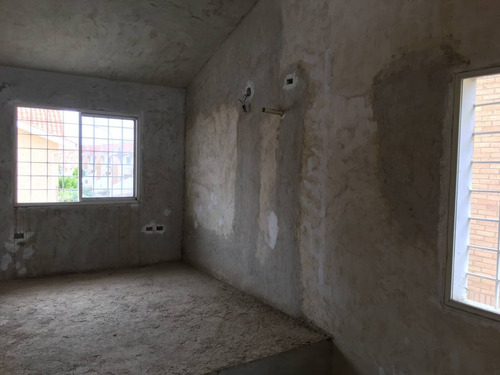 Imagen 10 de 13 de En Venta Casa En Urb. Los Andes, La Victoria, En Obra Gris
