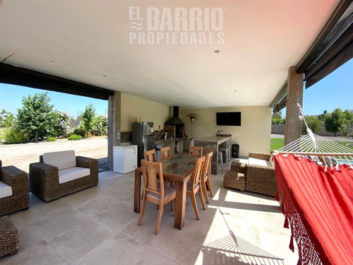 Linda Casa Moderna Condominio Exclusivo, Chicureo