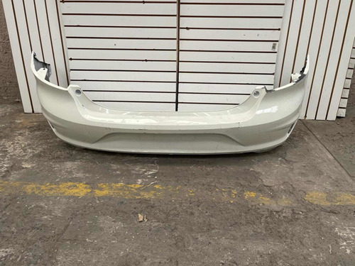 Facia Ford Figo Sedan 2019-2021 Trasera Original Reparada