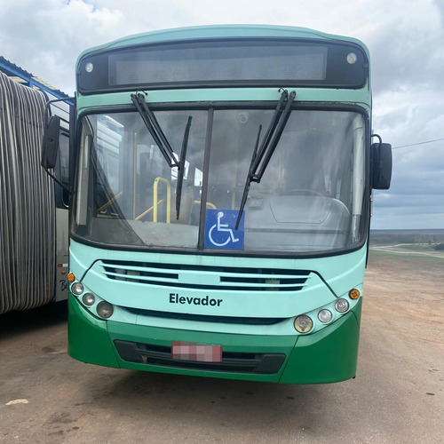 Urbano Caio Apache Vip Mercedes-benz Of 1724 2014