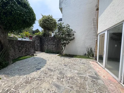 Casa Remodelada | Lomas De Cortes