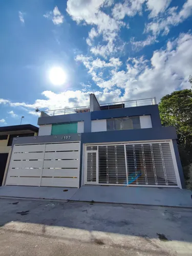 Casa En Urb Agua Clara