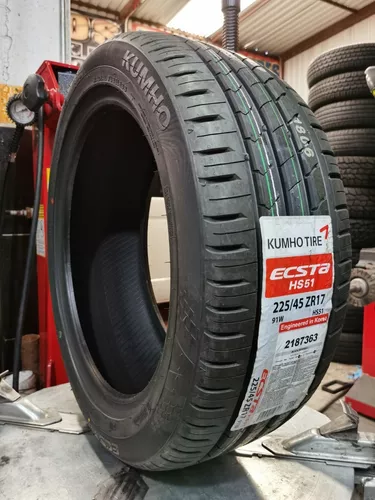 Llanta 225/45 R17 KUMHO ECSTA HS51 91W