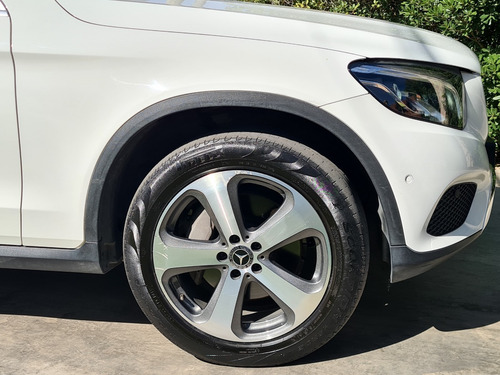 Imagen 15 de 24 de Mercedes-benz Clase Glc 2.0 Glc250 300 4matic Atomático