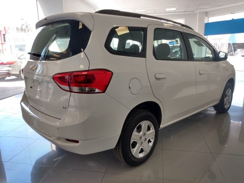 Imagen 5 de 25 de Chevrolet Spin 1.8 Nafta Lt Manual 5 Asientos 105cv 2023*