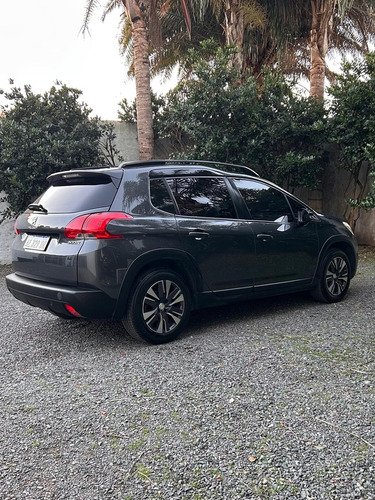 Peugeot 2008 1.6 Feline am20