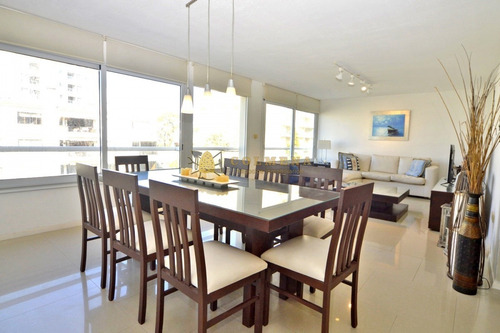 Encantador Departamento A Metros Del Mar! Con Amplio Metraje-ref:3248