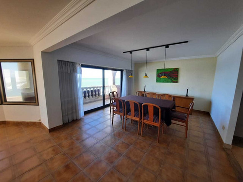Imagen 3 de 14 de Amplio Piso En Venta Con Excepcional Vista Al Mar