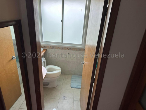 Bello Apartamento, Residencia Con Seguridad Y Control De Acceso. 25-15818