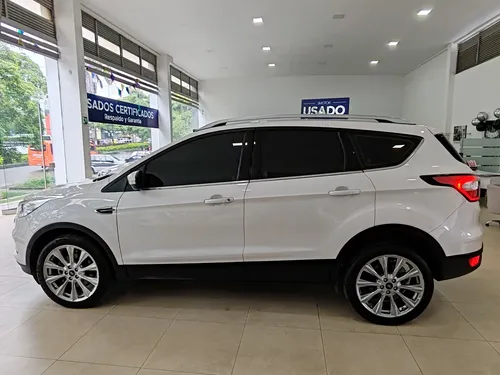 Ford Escape 2.0 Titanium