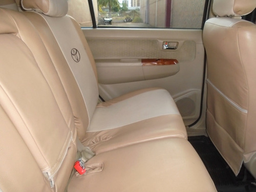 Toyota Fortuner 4x2 - Automática