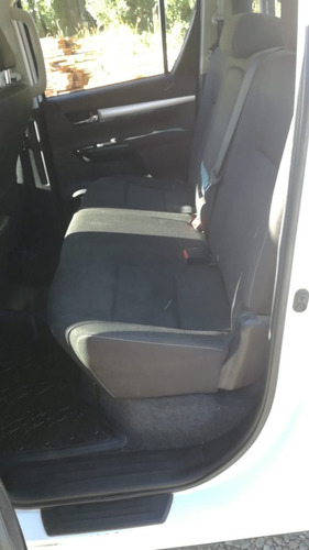 Toyota Hilux 2.8 Cd Sr 177 Cv 4x4