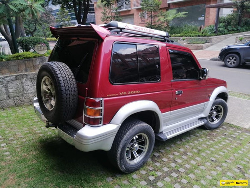 Mitsubishi Montero 3.0 V23