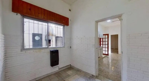 Venta. Ph En Villa Dominico Con Patio Y Parrilla.