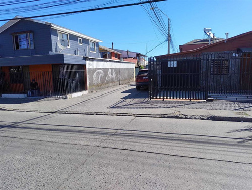 Casa En Venta 4d 1b Y 3est En Coronel, Biobío