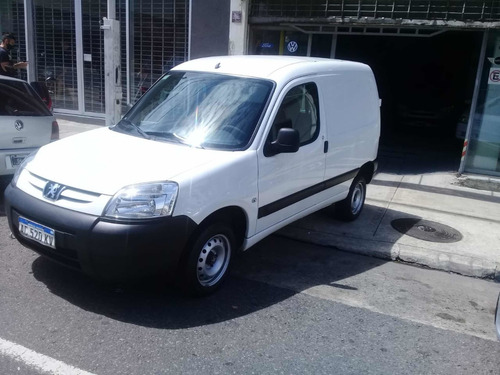 Peugeot Partner Furgon Confort 1.6 Hdi Año 2018