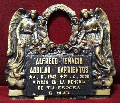 Placa Recordatoria Cementerio 32x28 Fundicion De Bronce Foto