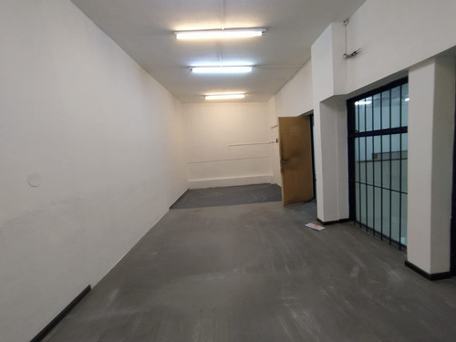 Local Comercial En Venta En Zona Centro - Lima Y Alvear